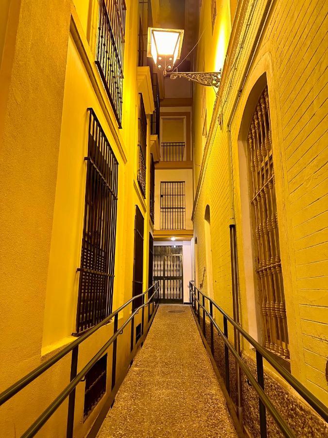 Suites Las Setas & Bicicletas Electricas Gratis Sevilla Kültér fotó